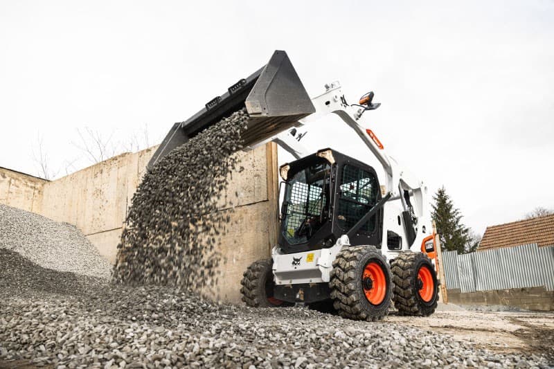 Bobcat ekipmanı ile saha performansı